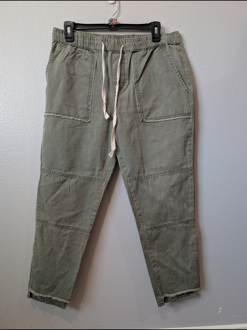 Zara Womenss Sage Green Drawstring Cargo Pants